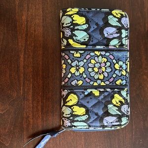 Vera Bradley wallet